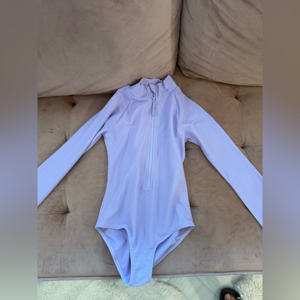 Girls GAP Lavender Ribbed Long Sleeve Zip Swimsuit Size L (10-11)